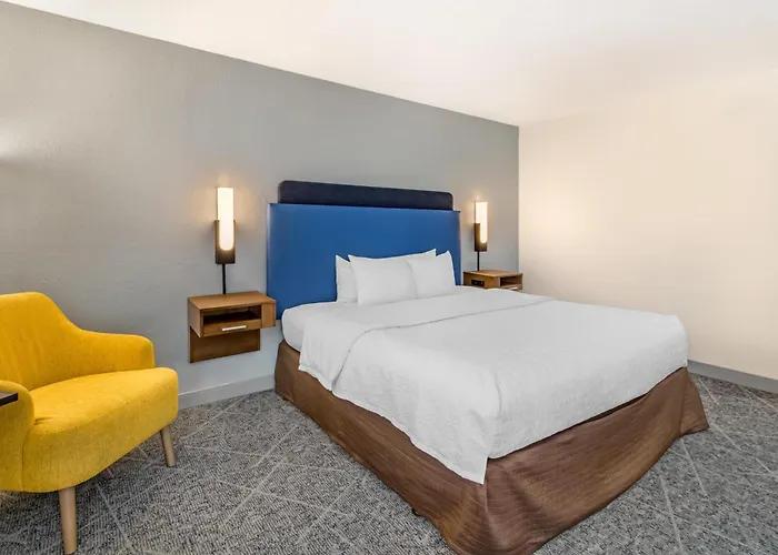 Hampton Hotel