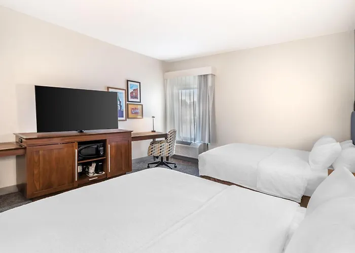 Hampton Hotel 3*