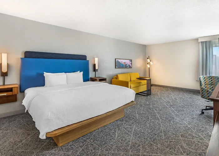 Hotel Hampton