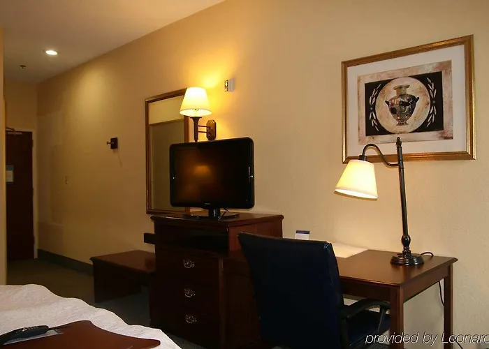 Hampton 3* Карбондейл