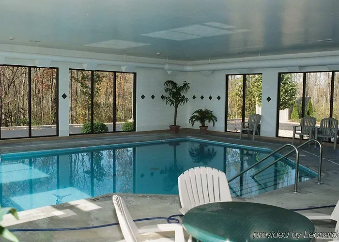 Hampton 3* Карбондейл